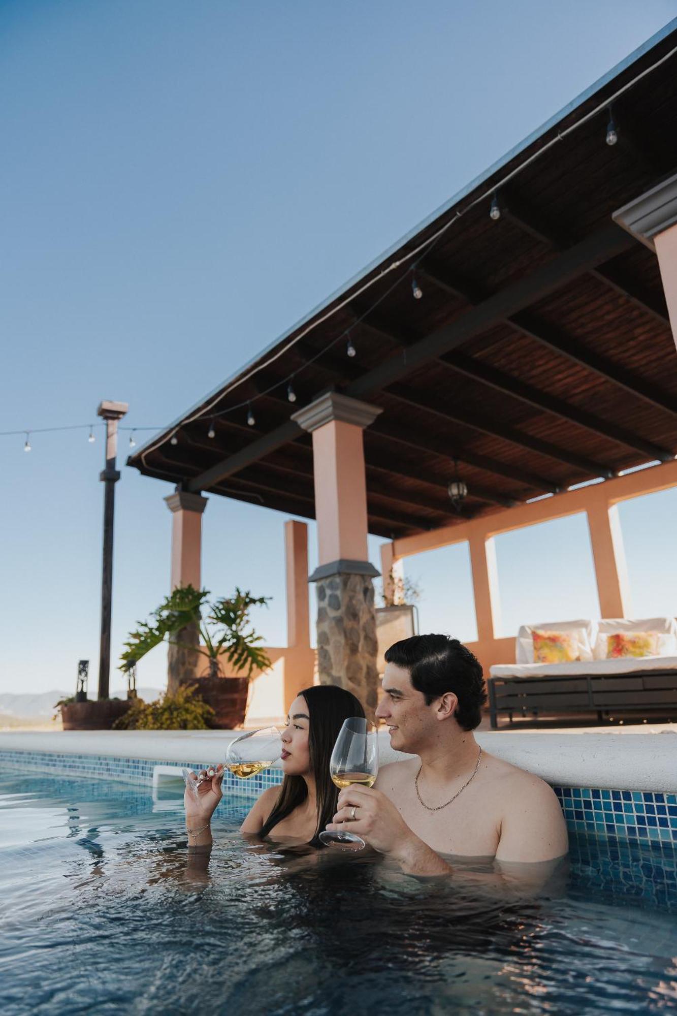 Bajo Estrellas Hotel Contemporaneo Valle de Guadalupe Exterior photo